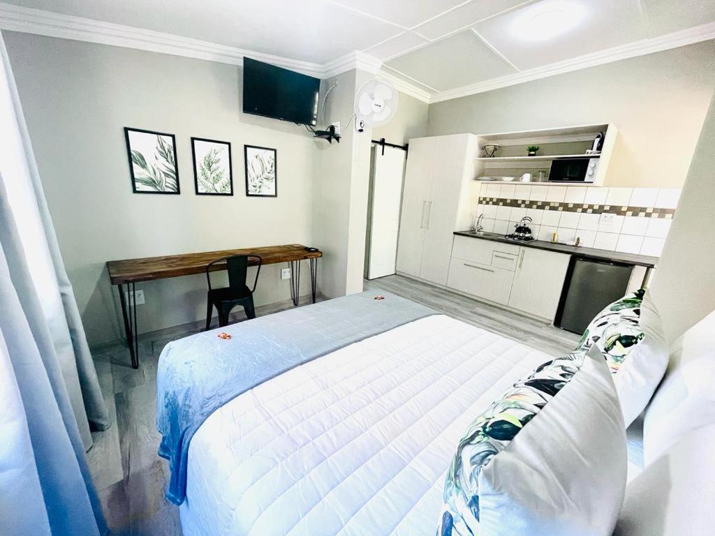 Madeira Bed Hotell Queenstown Eksteriør bilde