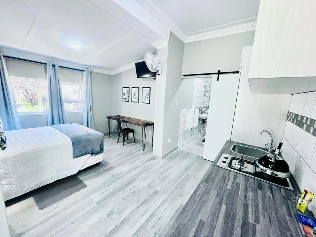 Madeira Bed Hotell Queenstown Eksteriør bilde