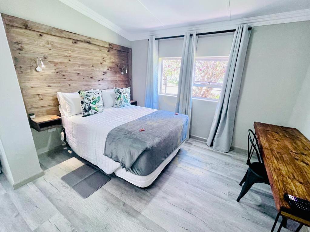 Madeira Bed Hotell Queenstown Eksteriør bilde